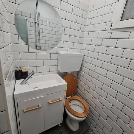 Garsoniera - Moderna - Apartament *