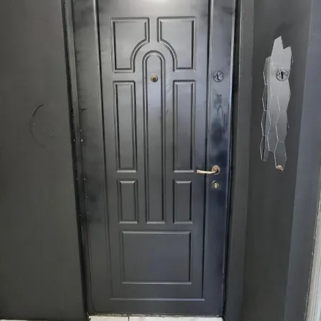 Garsoniera - Moderna - *